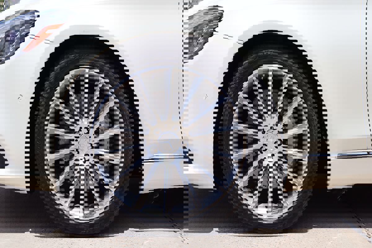 Used 2018 Mercedes-Benz S 560 4MATIC Sedan image 62