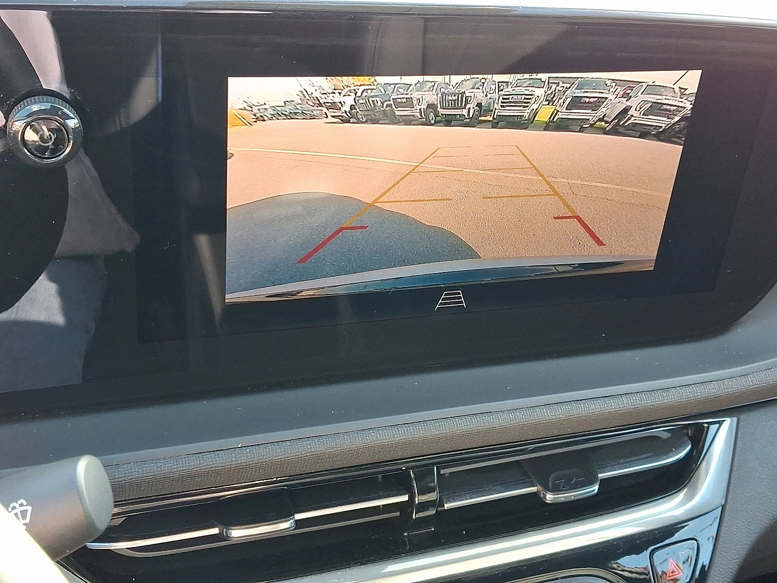 Used 2024 Buick Envista Sport Touring w/ Convenience I Package image 16