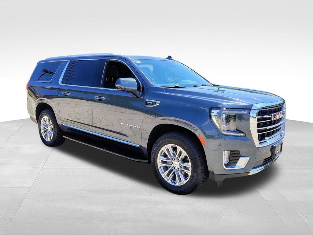 Used 2021 GMC Yukon XL SLT w/ SLT Premium Package AWD/4WD image 3