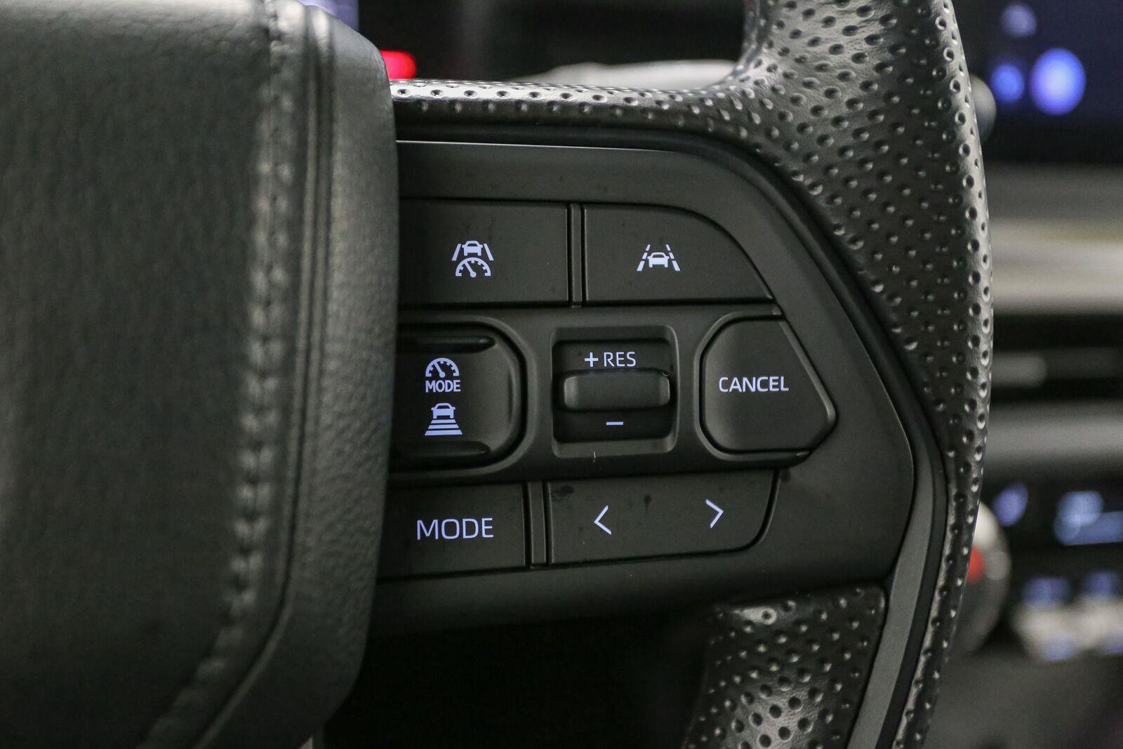Used 2026 Toyota Tacoma SR5 AWD/4WD image 34