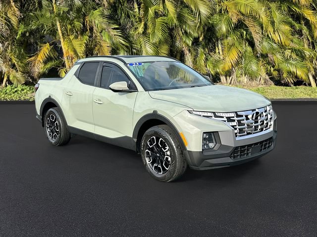 Used 2023 Hyundai Santa Cruz SEL Premium w/ Winter Package image 2