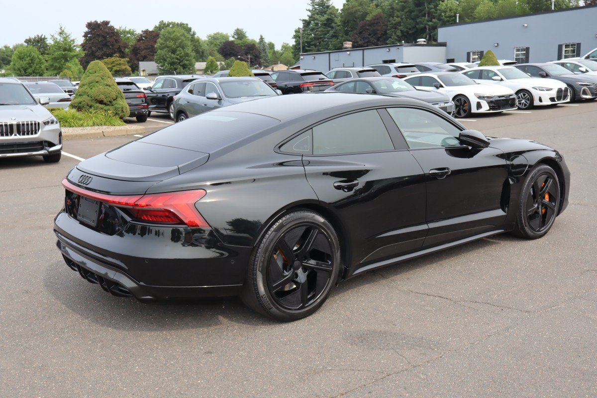Used 2023 Audi RS e-tron GT w/ Carbon Performance Package AWD/4WD image 5