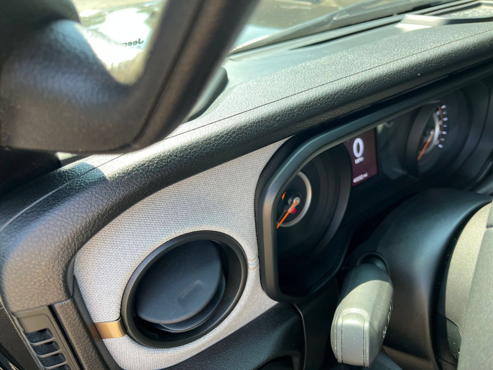 Used 2025 Jeep Wrangler Unlimited Sport AWD/4WD image 35