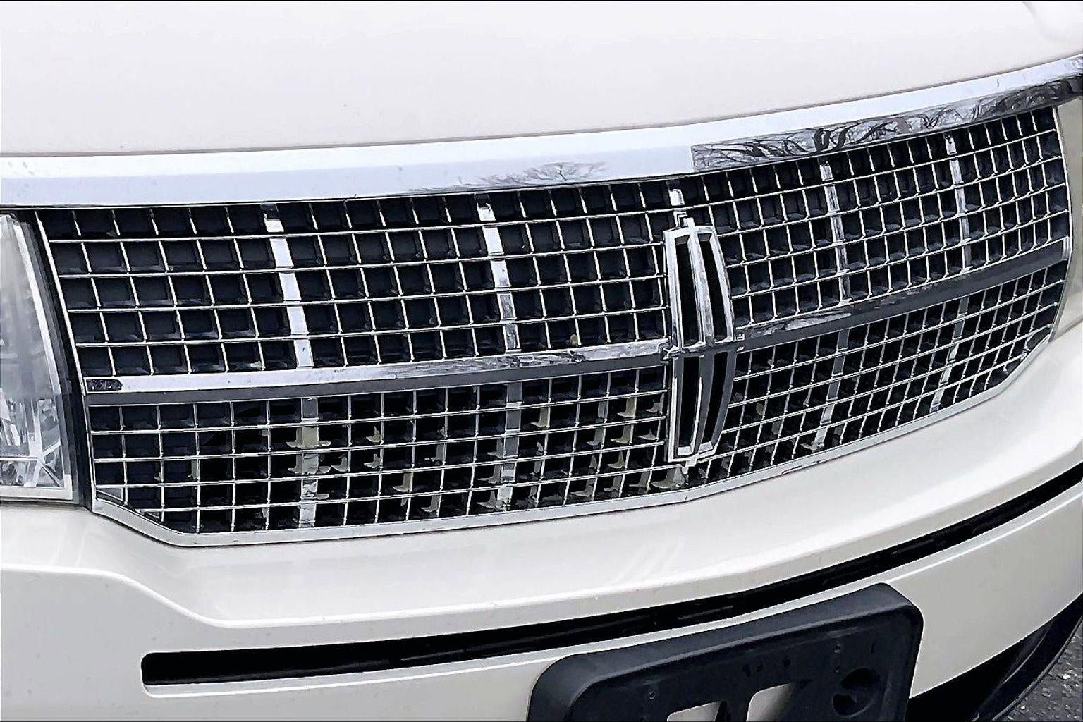 Used 2008 Lincoln MKX AWD image 29