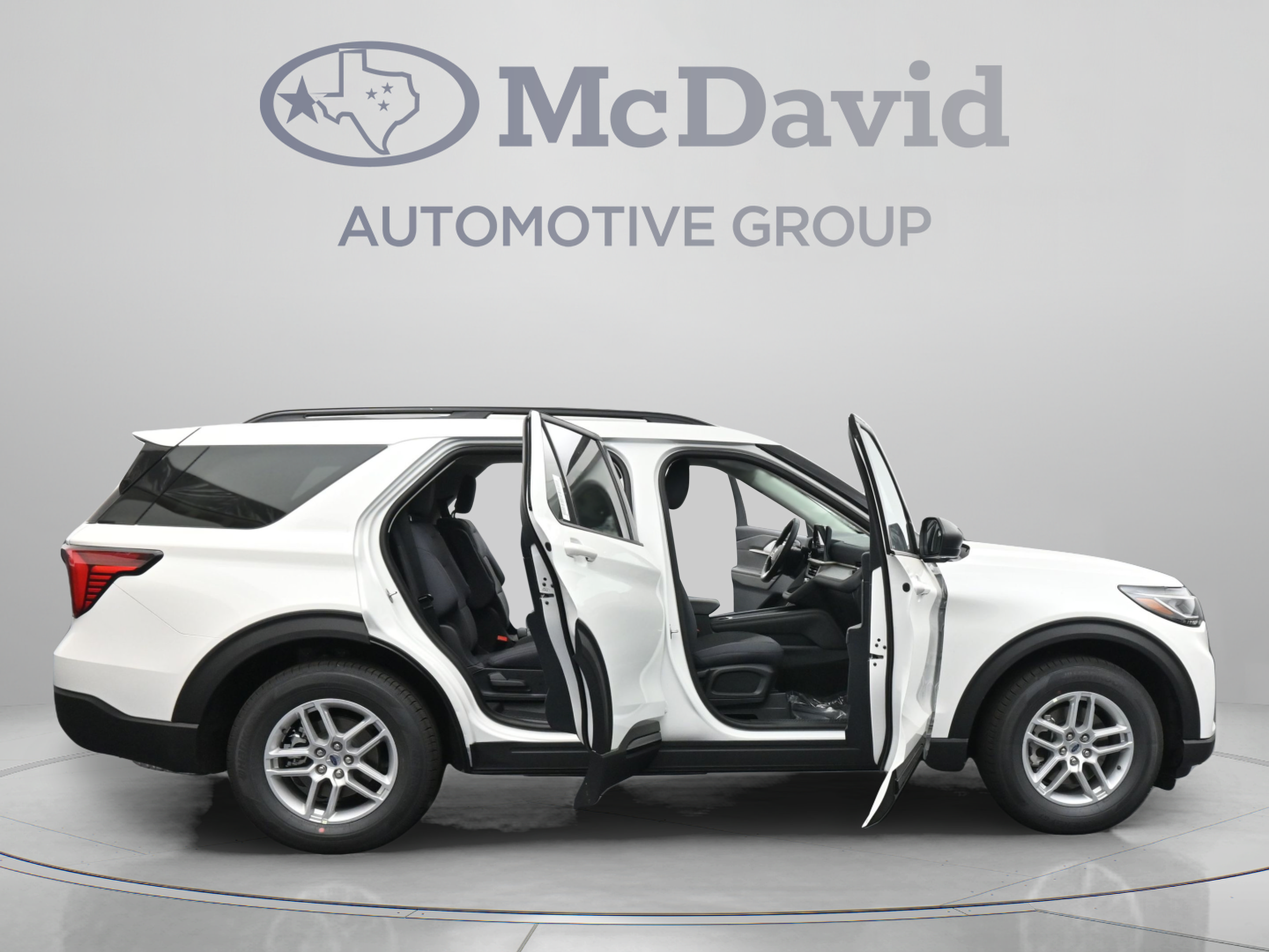 New 2026 Ford Explorer Active RWD image 26