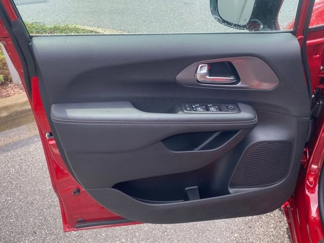 New 2026 Chrysler Voyager LX image 12