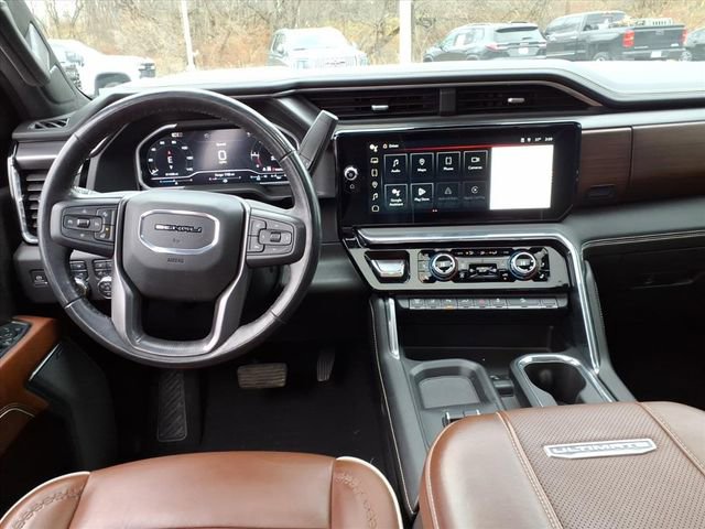Used 2024 GMC Sierra 2500 Denali Ultimate image 9