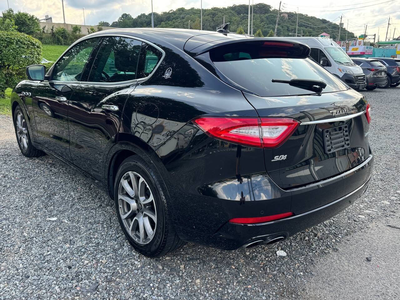 Used 2020 Maserati Levante S AWD/4WD image 7
