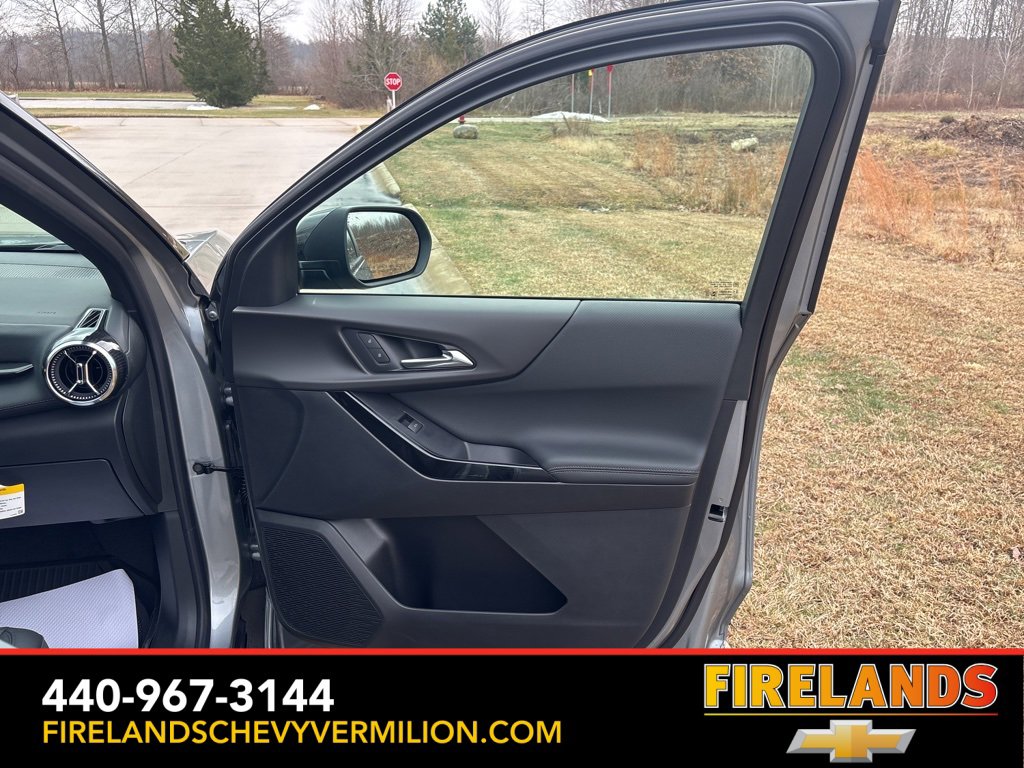 New 2026 Chevrolet Equinox LT w/ Convenience Package II image 29