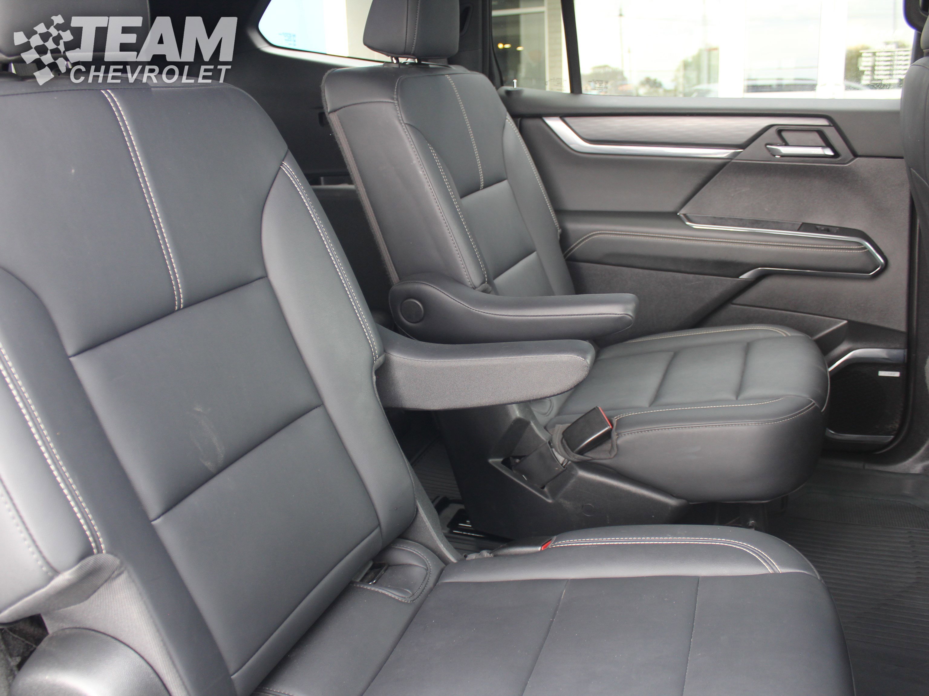 Used 2024 GMC Acadia Elevation w/ Black Edition AWD/4WD image 26