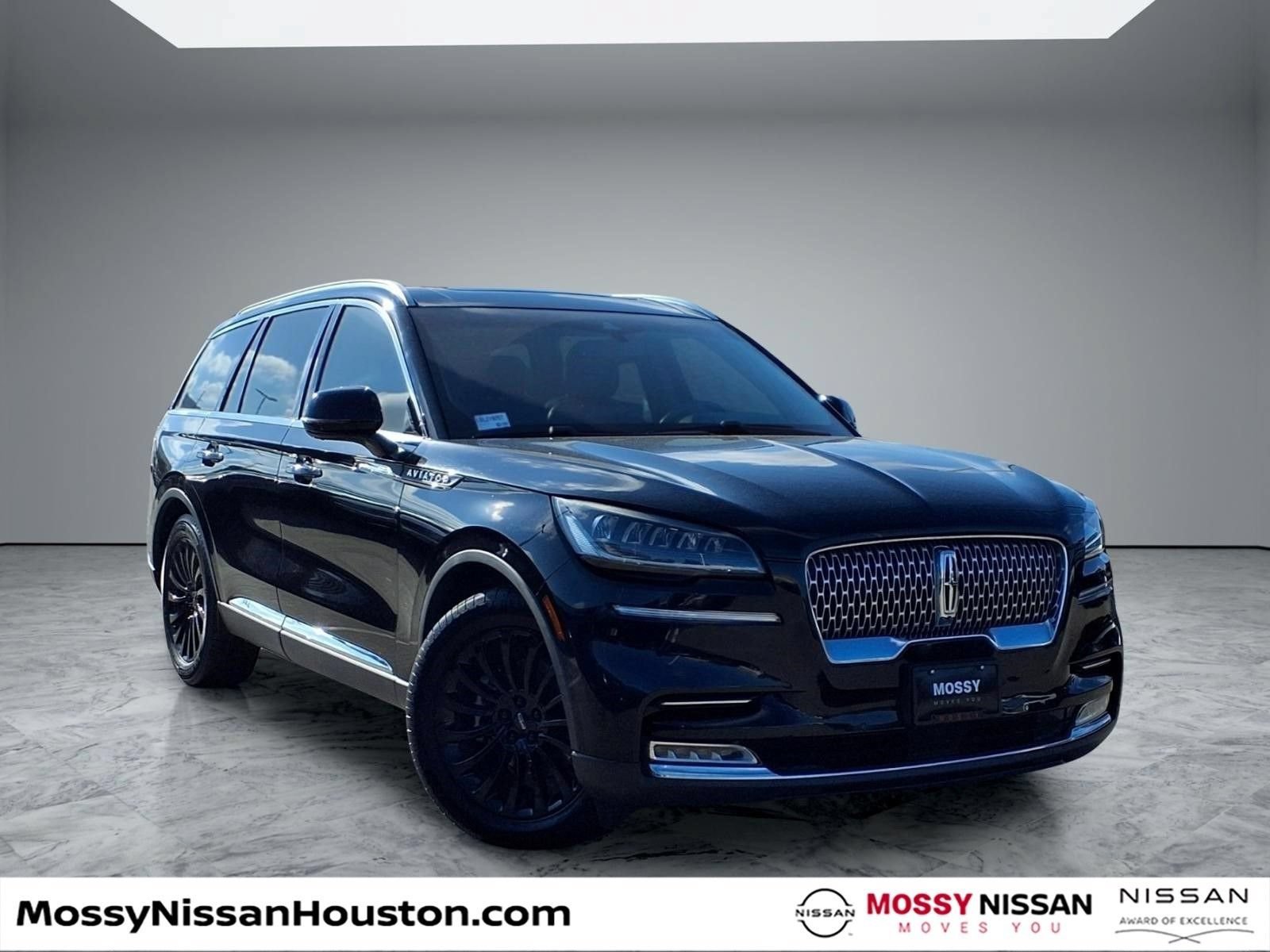 Used 2020 Lincoln Aviator Reserve w/ Elements Package Plus RWD image 1