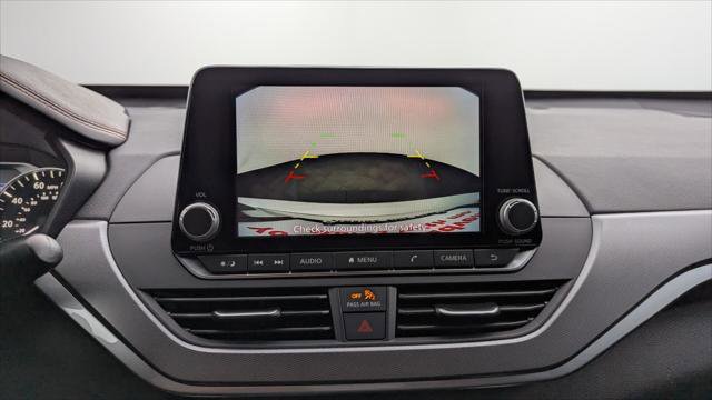 Used 2024 Nissan Altima 2.5 SR FWD image 28