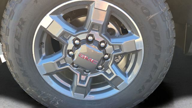 New 2026 GMC Sierra 2500 SLT w/ SLT Convenience Package image 21