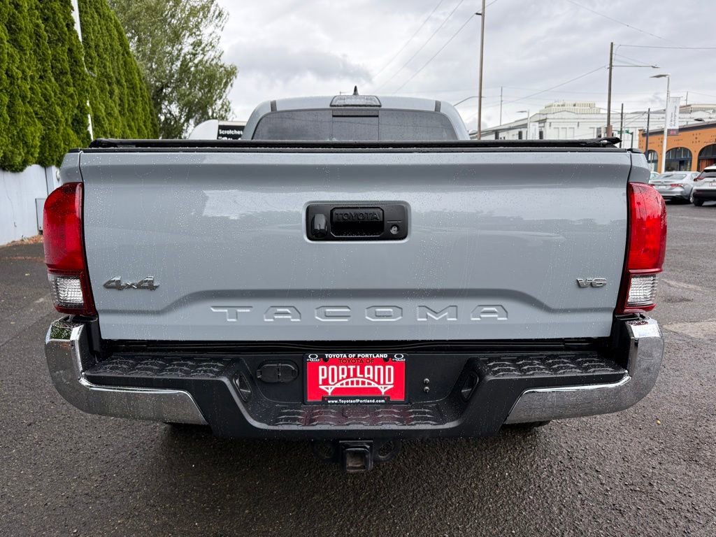 Used 2019 Toyota Tacoma SR5 AWD/4WD image 6