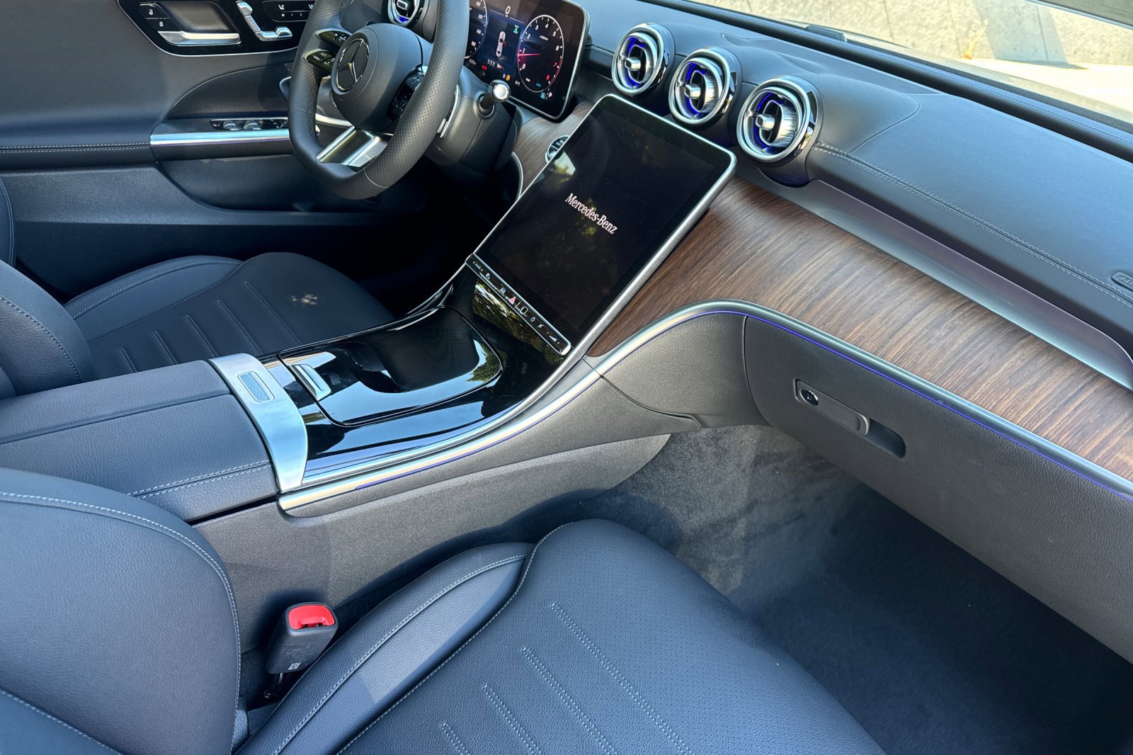 New 2025 Mercedes-Benz C 300 Sedan image 37