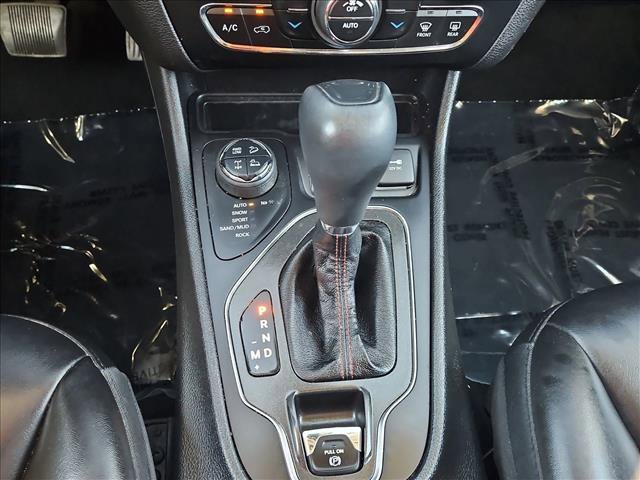 Used 2021 Jeep Cherokee Trailhawk w/ Trailer Tow Group image 12