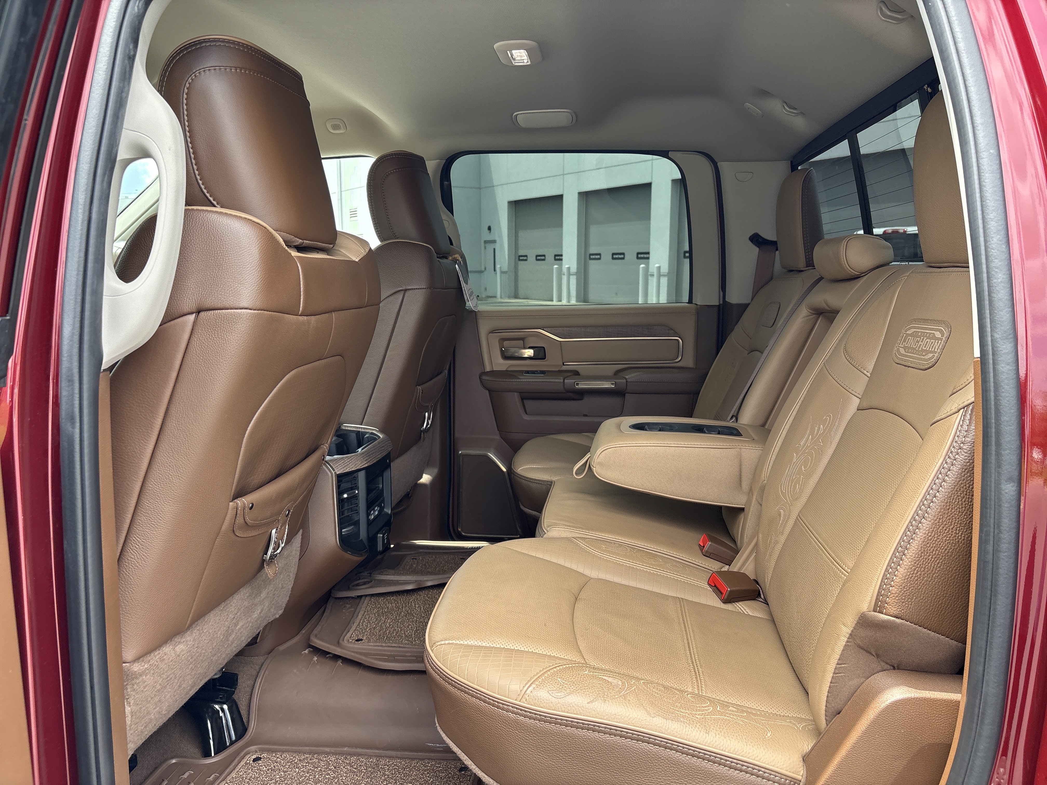 Used 2024 RAM 3500 Limited AWD/4WD image 33