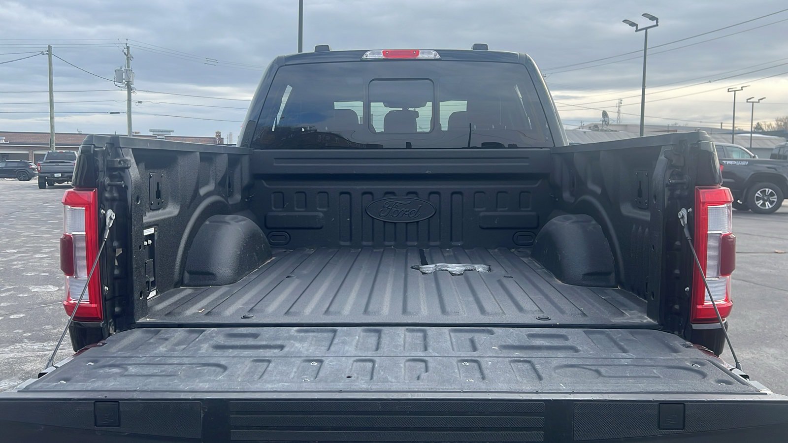 Used 2023 Ford F150 Lariat w/ Equipment Group 502A High AWD/4WD image 35