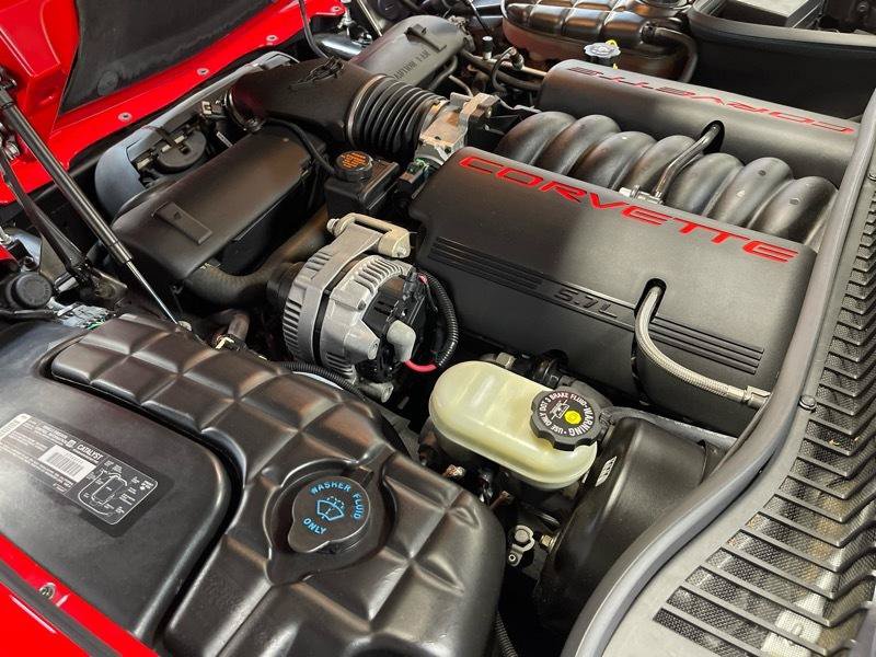 Used 2001 Chevrolet Corvette Convertible RWD image 52