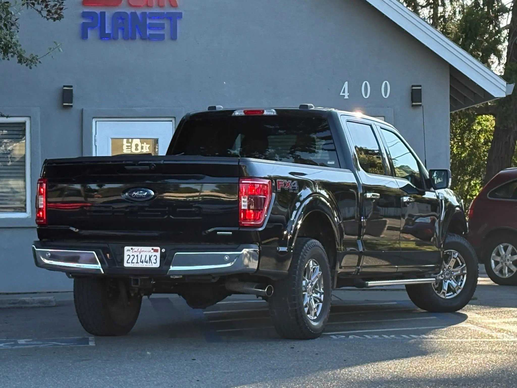 Used 2022 Ford F150 XLT w/ Equipment Group 302A High AWD/4WD image 5