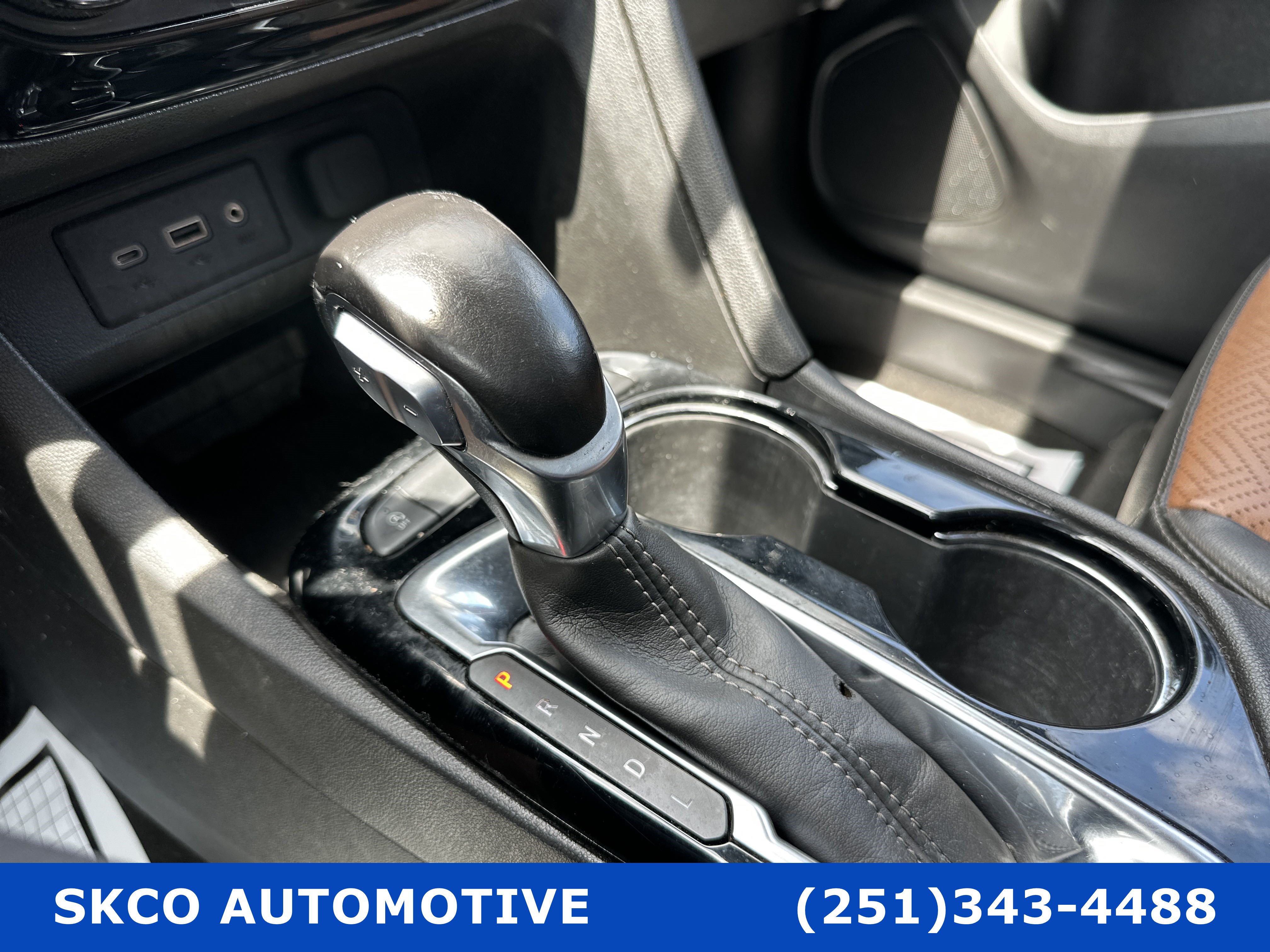 Used 2020 Buick Encore GX Essence FWD image 23