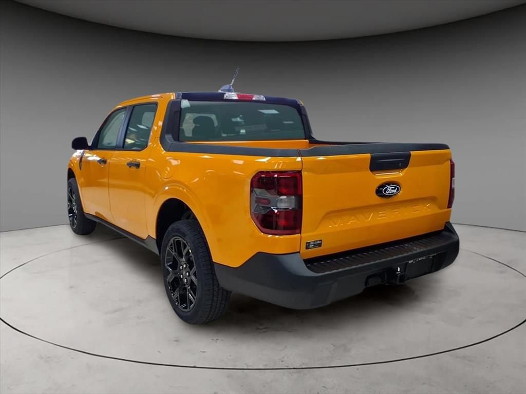 New 2026 Ford Maverick XLT w/ XLT Luxury Package AWD/4WD image 3