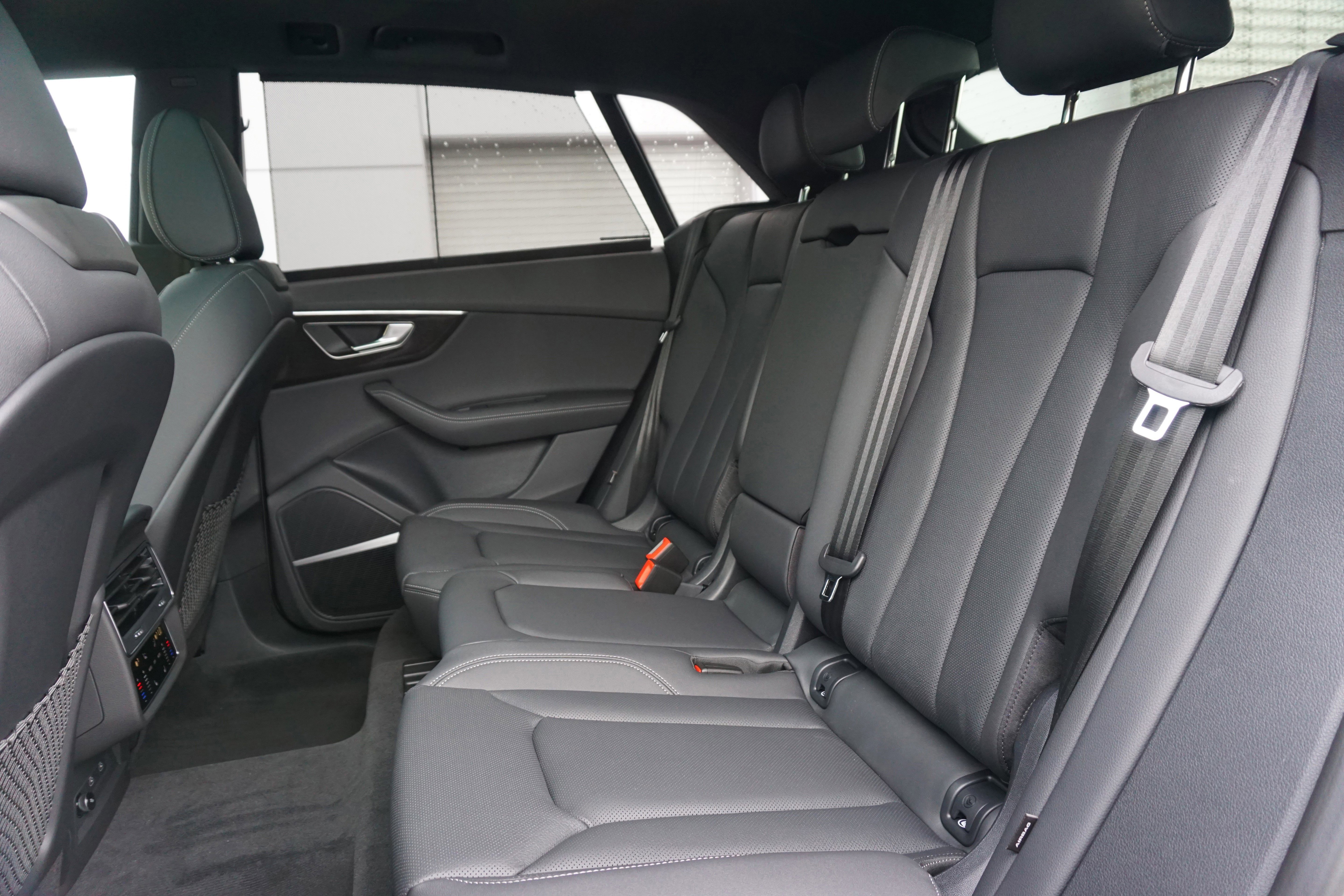 New 2025 Audi Q8 Premium Plus image 15