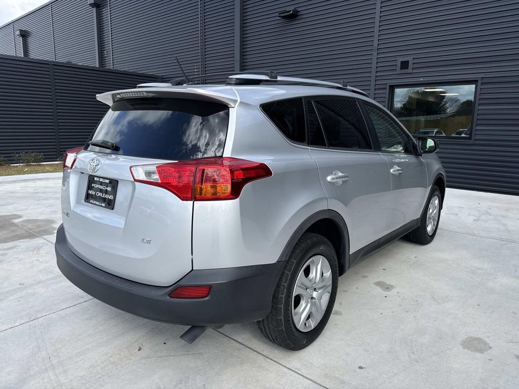 Used 2014 Toyota RAV4 LE image 11