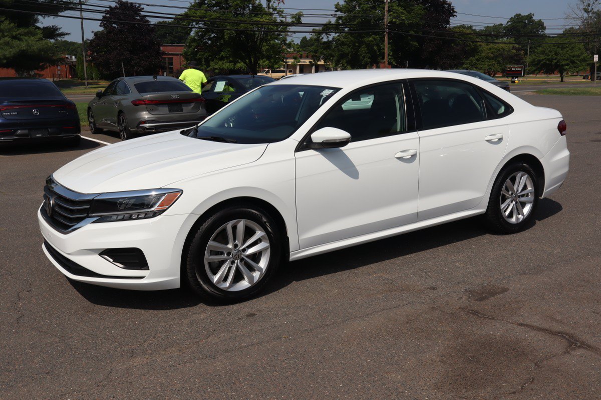 Used 2021 Volkswagen Passat 2.0T S FWD image 1