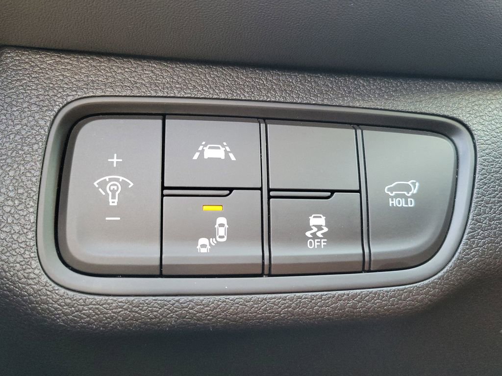 Used 2020 Hyundai Santa Fe Limited image 17