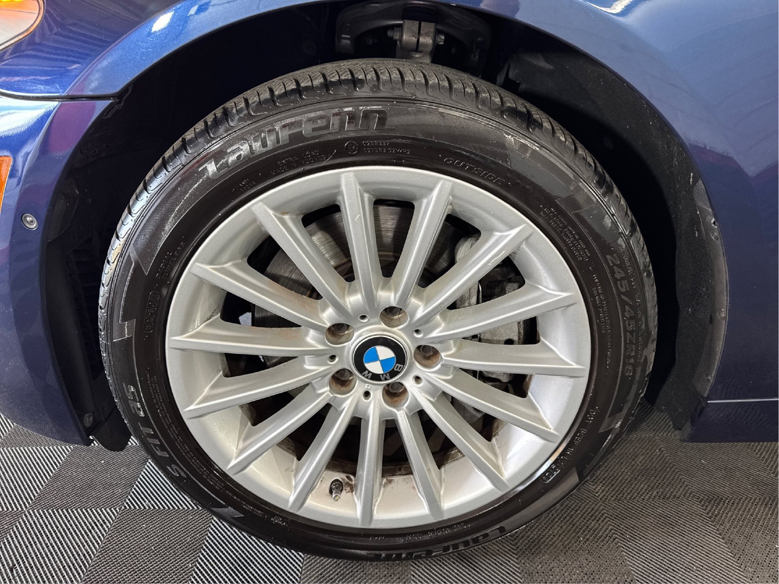 Used 2013 BMW 535i Sedan RWD image 25