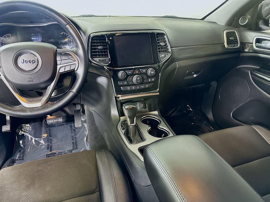 Used 2020 Jeep Grand Cherokee Altitude image 19