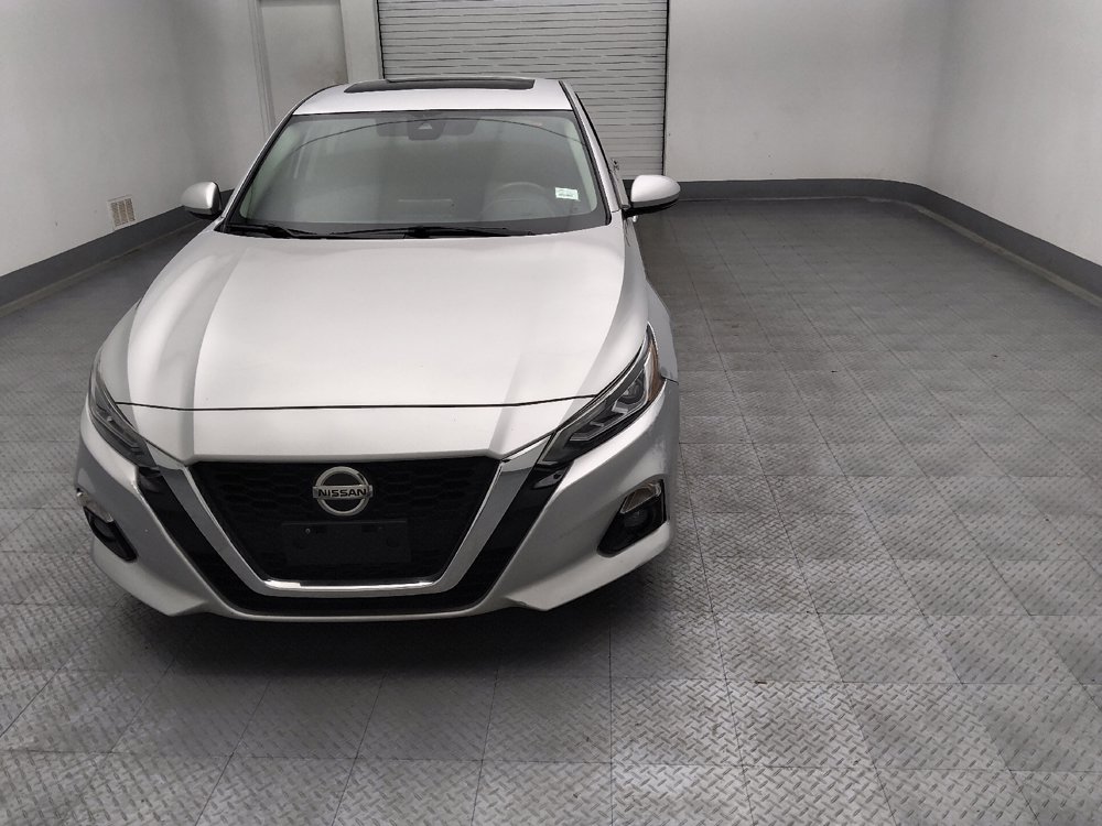 Used 2019 Nissan Altima 2.5 SL FWD image 15