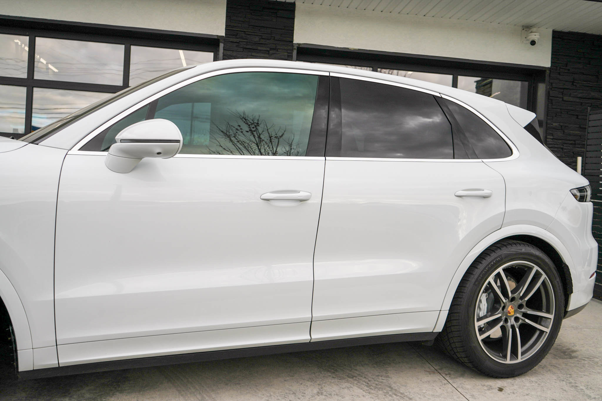 Used 2020 Porsche Cayenne Turbo AWD/4WD image 6