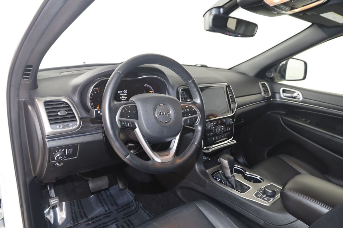 Used 2021 Jeep Grand Cherokee Limited AWD/4WD image 26