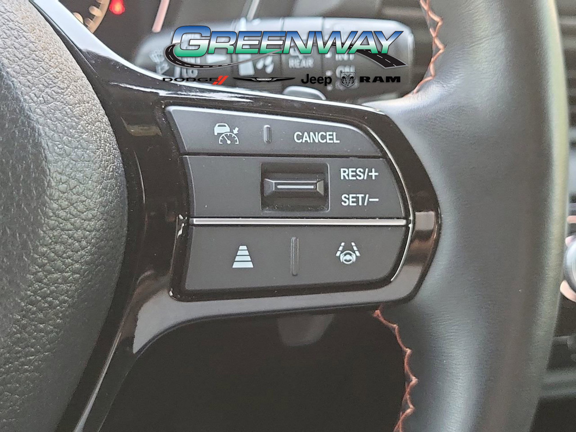 Used 2024 Honda Pilot TrailSport image 29