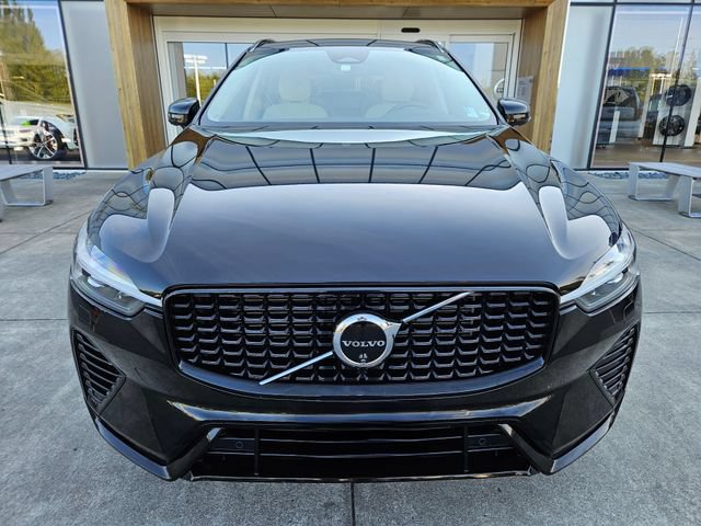 Certified 2025 Volvo XC60 T8 Plus w/ Protection Package Premier AWD/4WD image 2