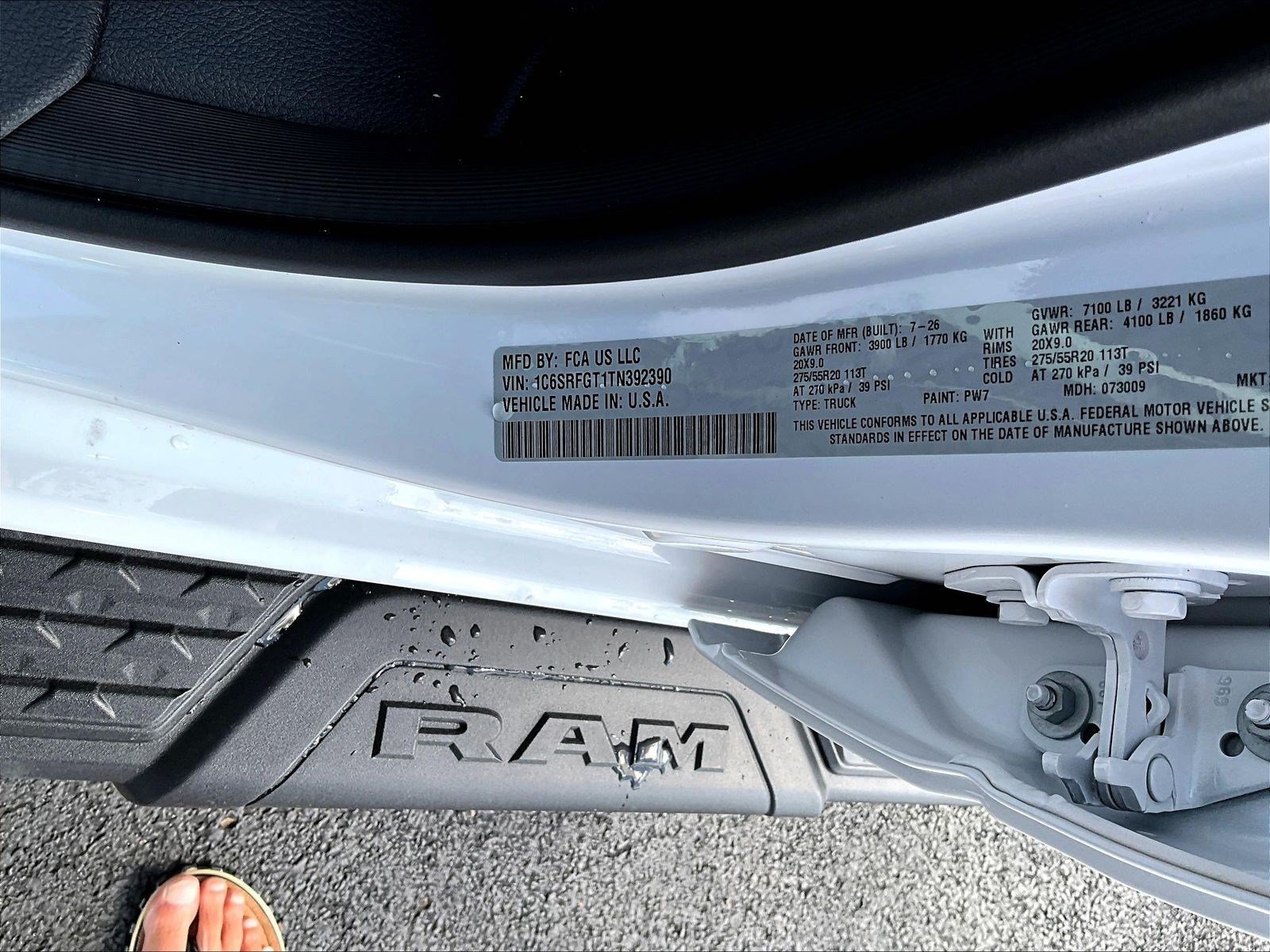 New 2026 RAM 1500 Express AWD/4WD image 21