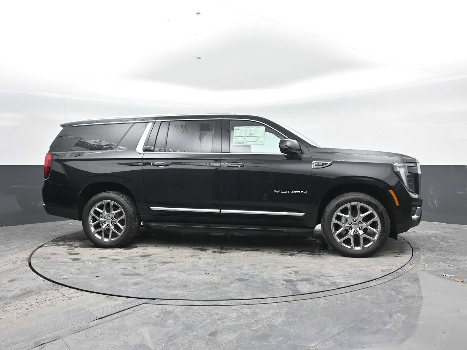 New 2026 GMC Yukon XL Elevation image 7