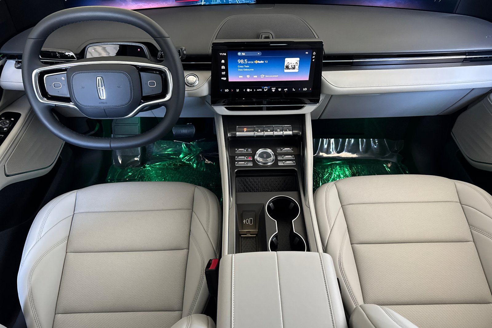 New 2026 Lincoln Nautilus Premier AWD/4WD image 10