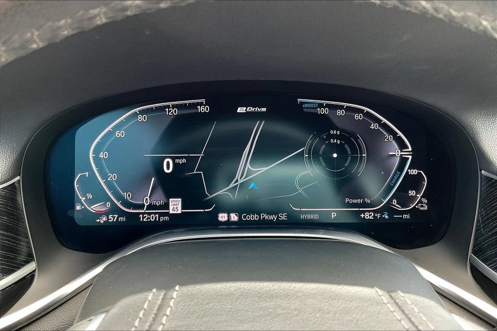 Used 2020 BMW 745e xDrive AWD/4WD image 13