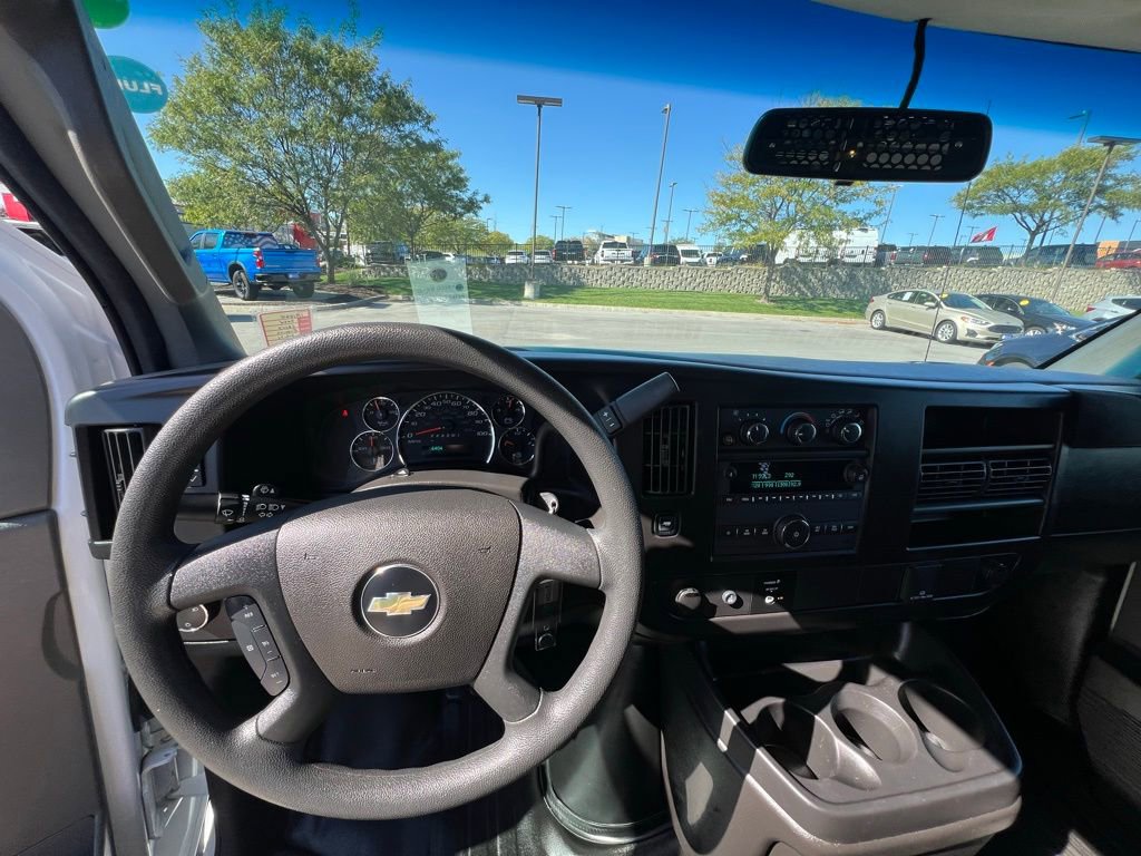 Used 2024 Chevrolet Express 2500 w/ Driver Convenience Package RWD image 33