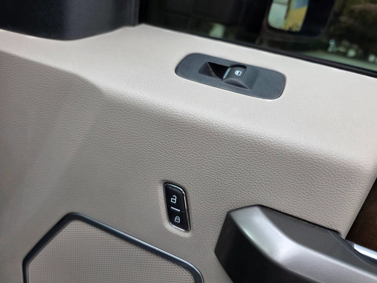 Used 2019 Ford F250 Limited image 46