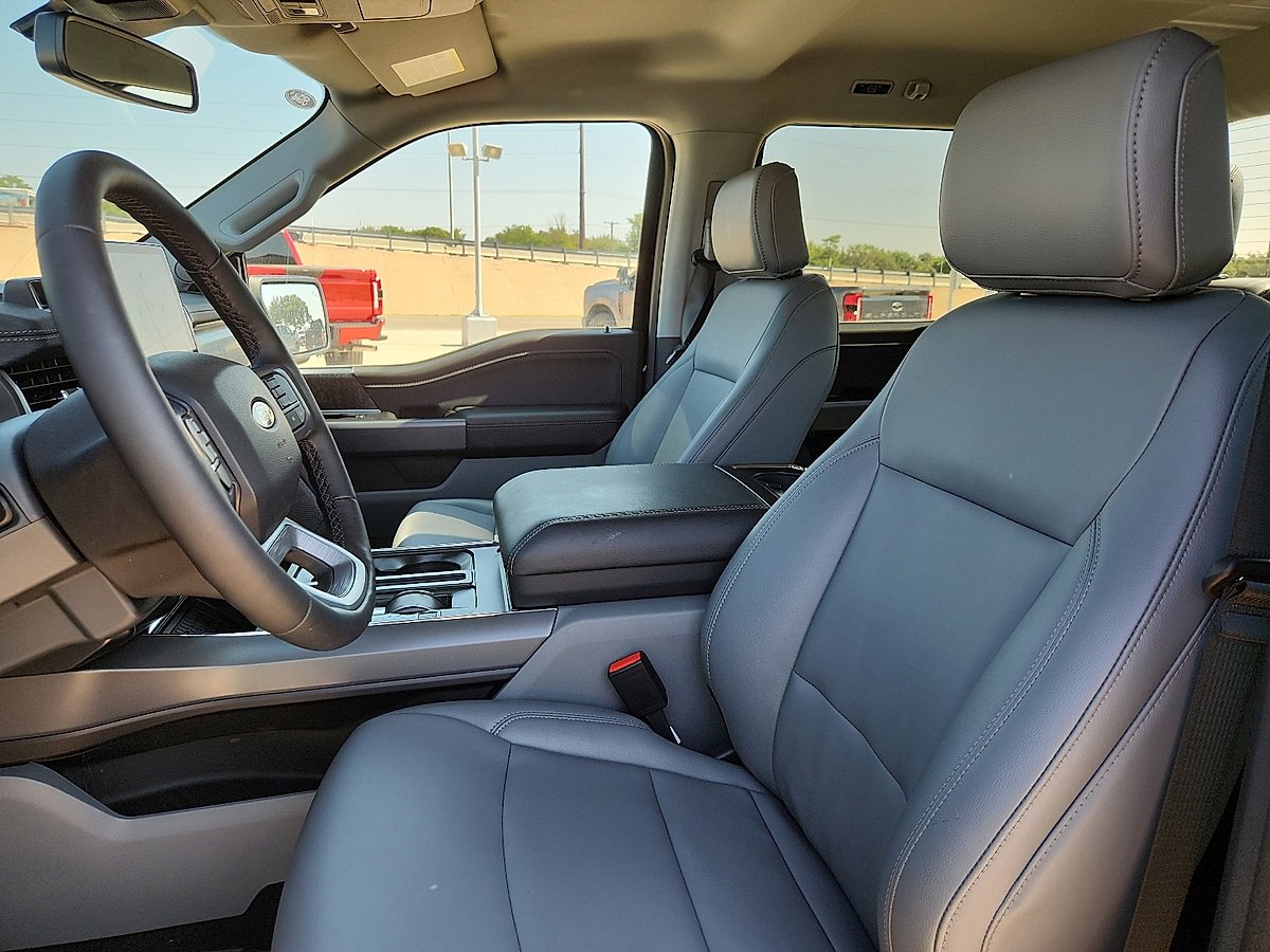 New 2025 Ford F150 Lightning Flash image 7