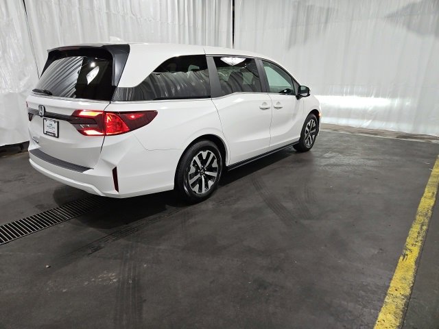 New 2026 Honda Odyssey EX-L image 3