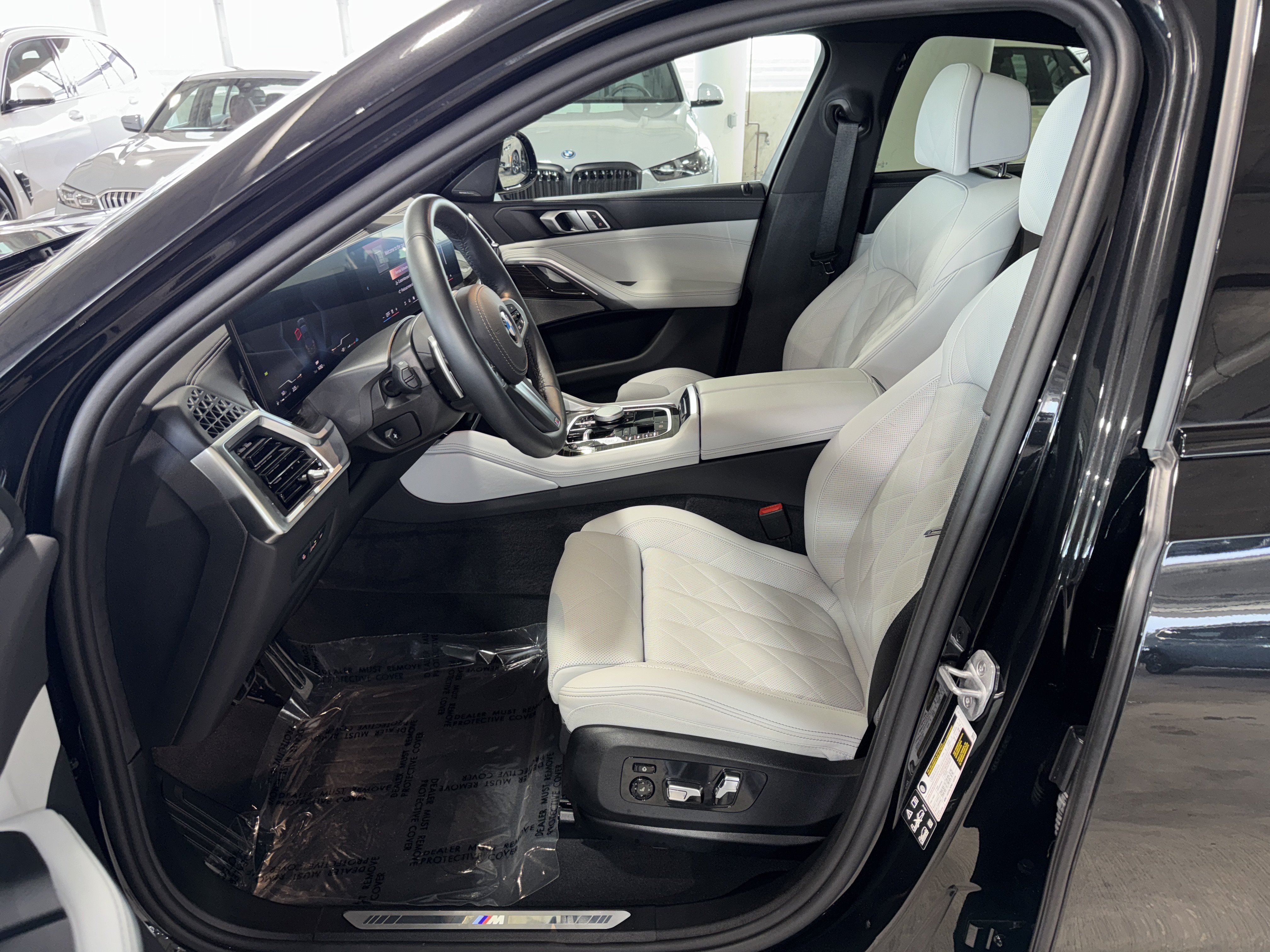 Certified 2026 BMW X6 xDrive40i AWD/4WD image 19