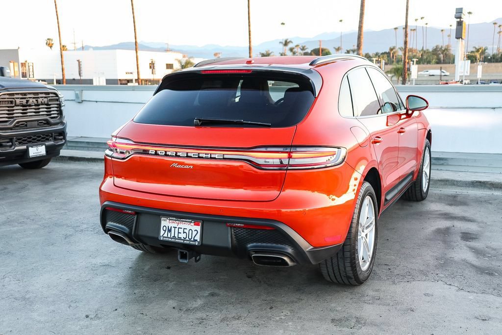 Used 2024 Porsche Macan AWD/4WD image 9