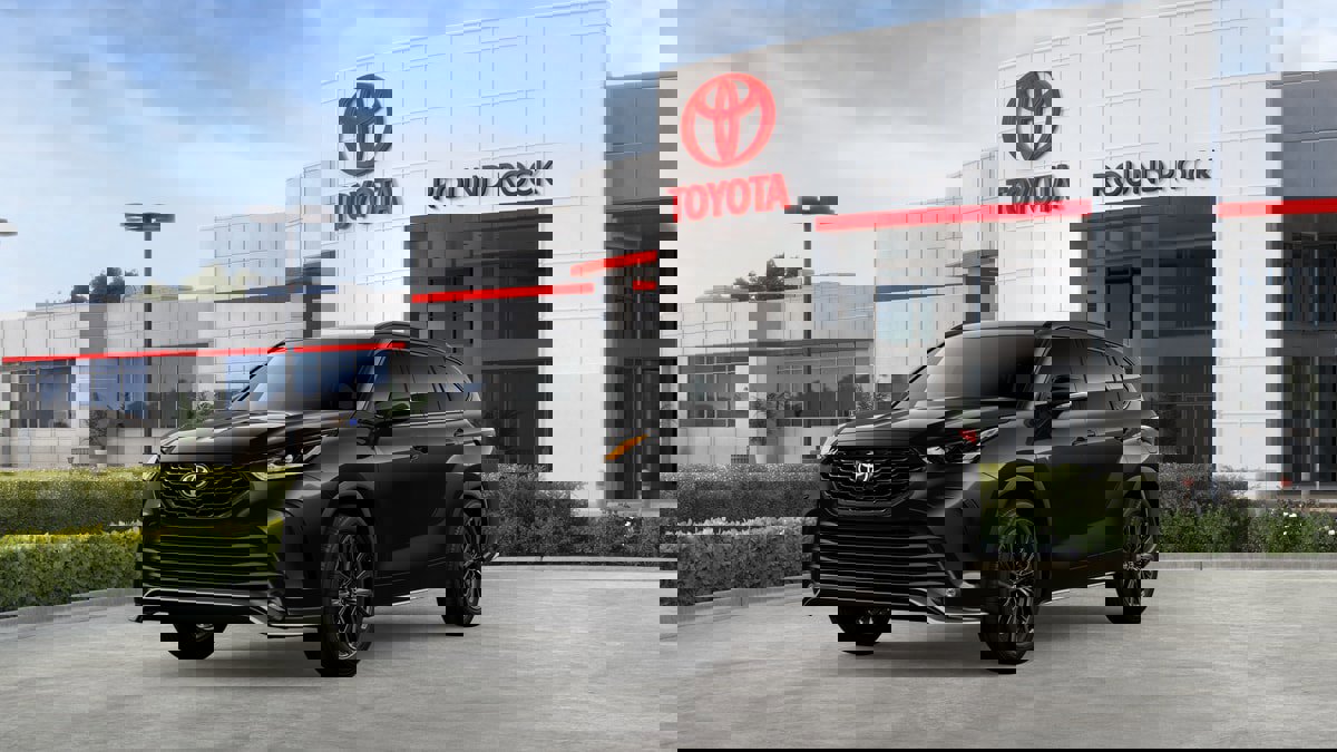 New 2026 Toyota Highlander XSE image 1