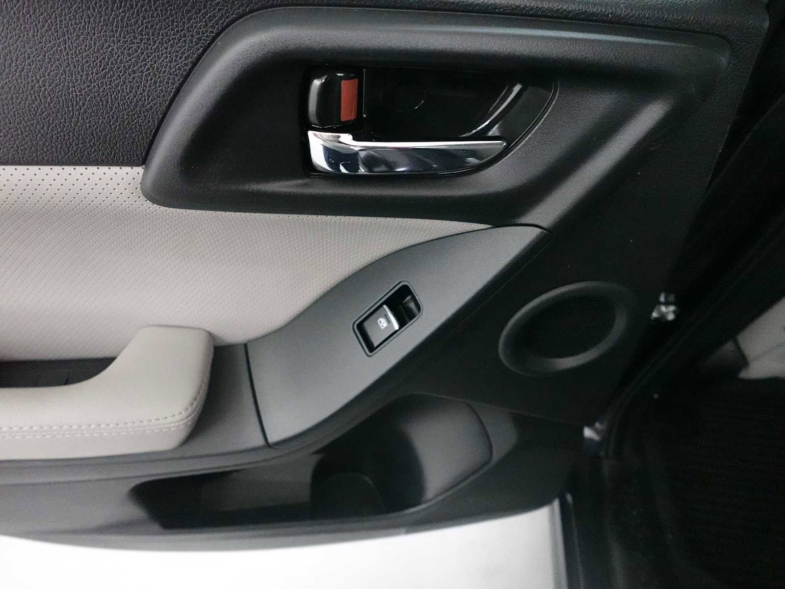 Used 2018 Subaru Forester 2.5i Limited image 26