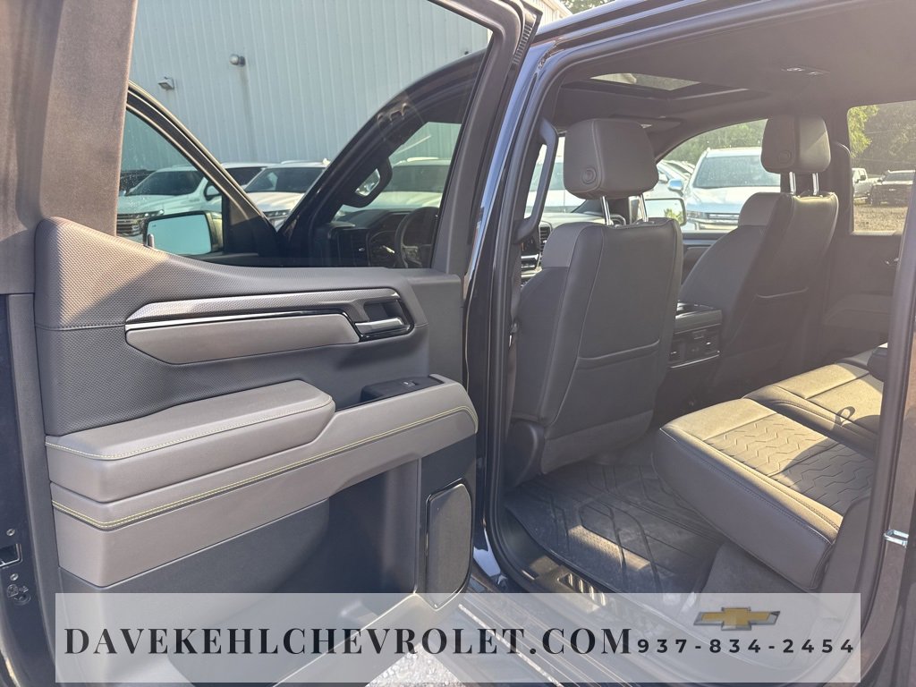 Used 2023 Chevrolet Silverado 1500 ZR2 image 24